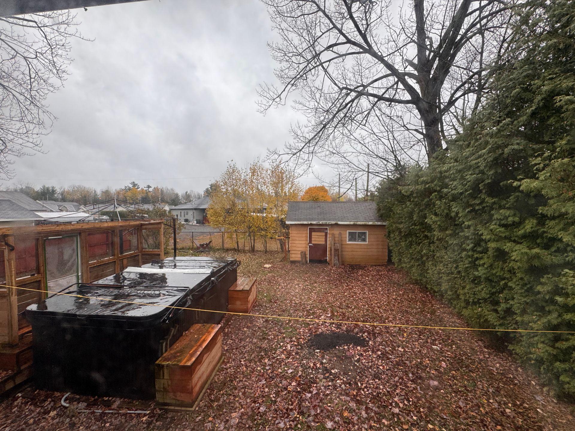 









1302


Boul. St-René E.

,
Gatineau (Gatineau),




QC
J8R1M3

