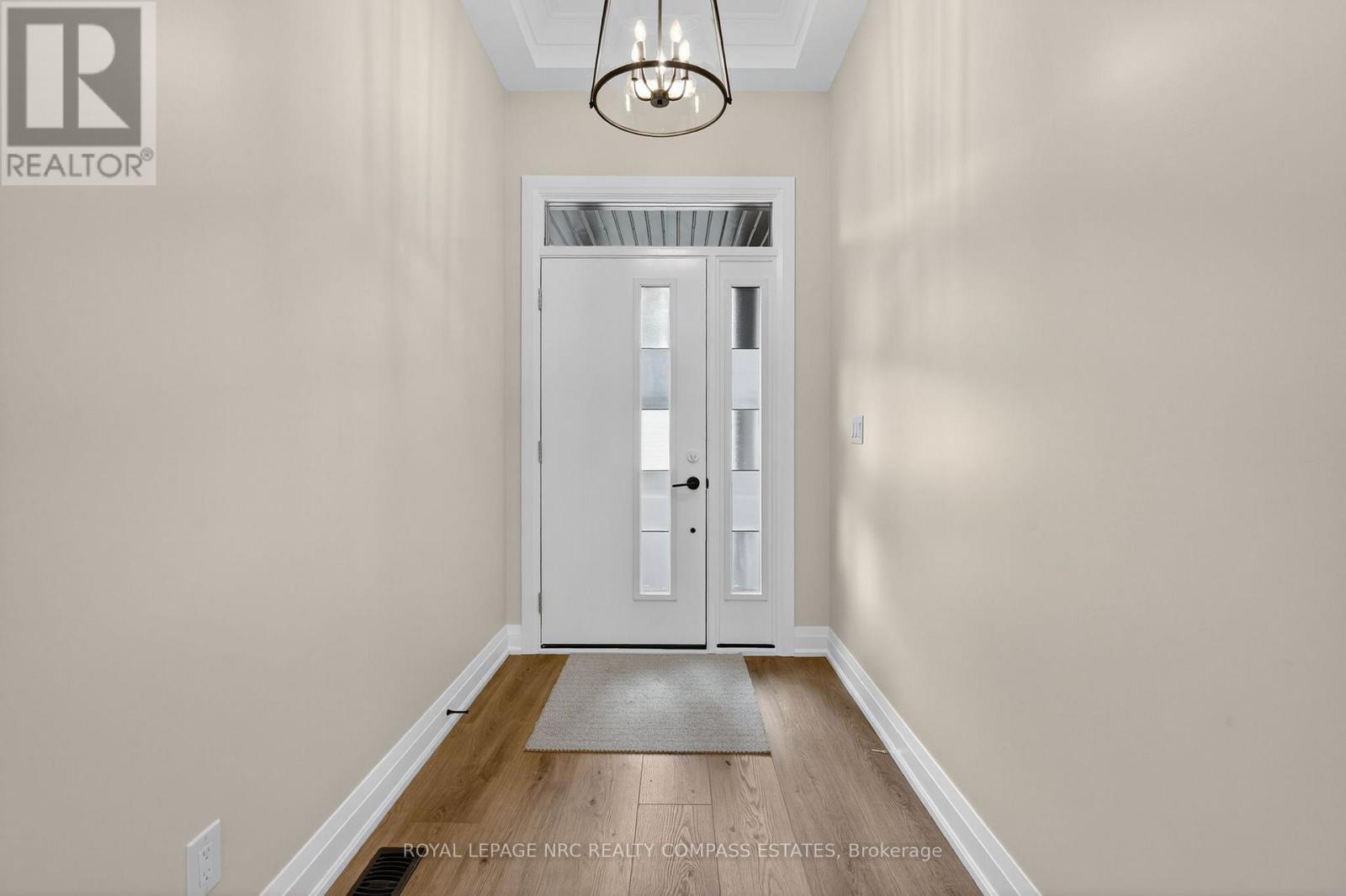 












6 PEACHTREE LANE

,
Niagara-on-the-Lake (Virgil),




Ontario
L0S1J0

