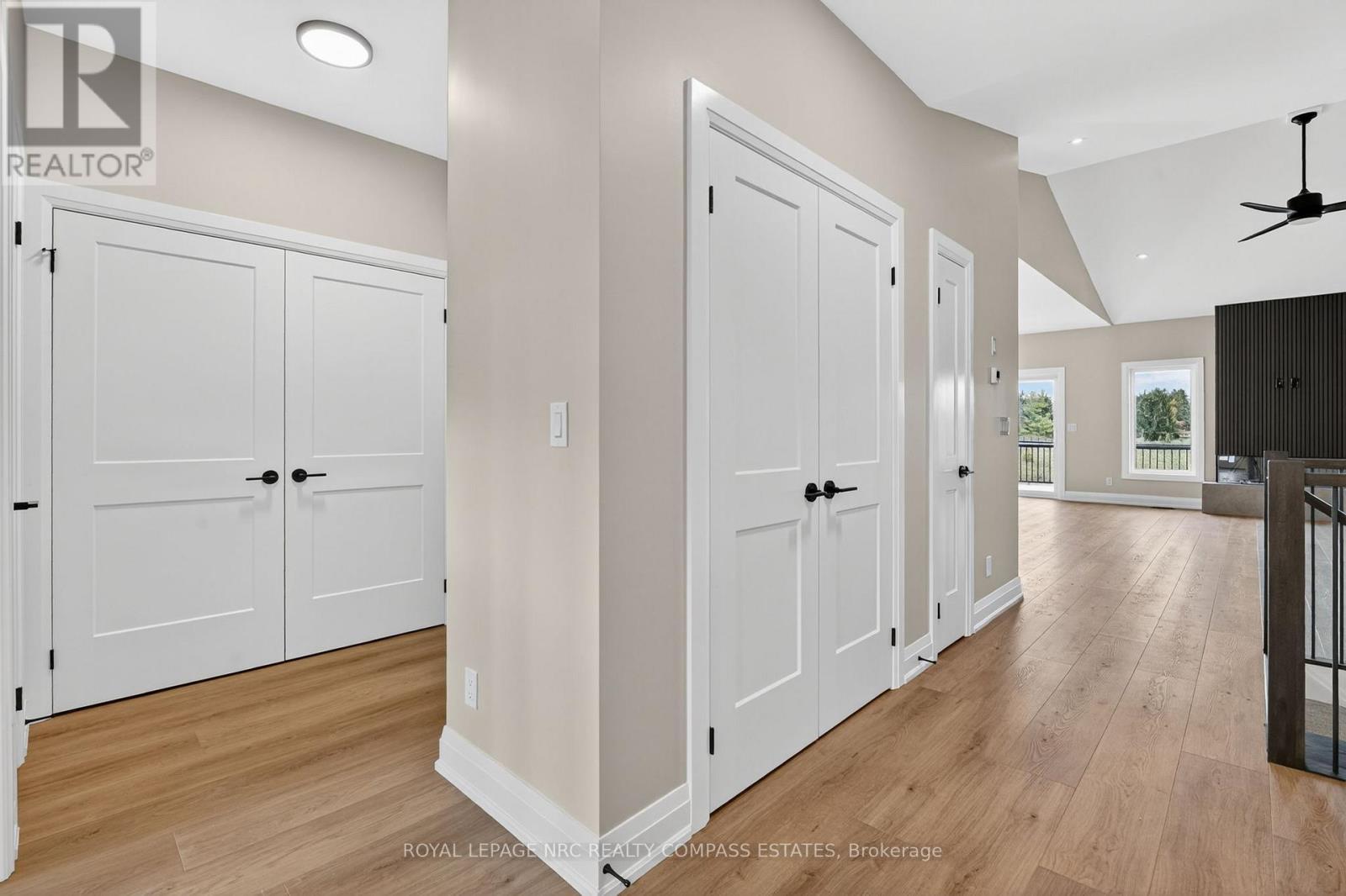 












6 PEACHTREE LANE

,
Niagara-on-the-Lake (Virgil),




Ontario
L0S1J0

