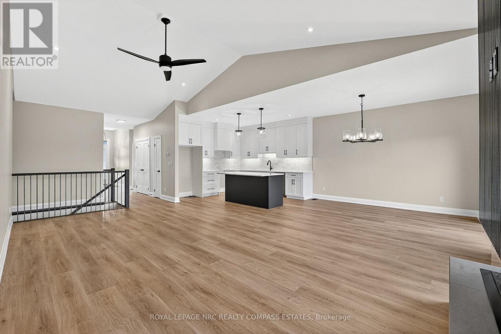 












6 PEACHTREE LANE

,
Niagara-on-the-Lake (Virgil),




Ontario
L0S1J0

