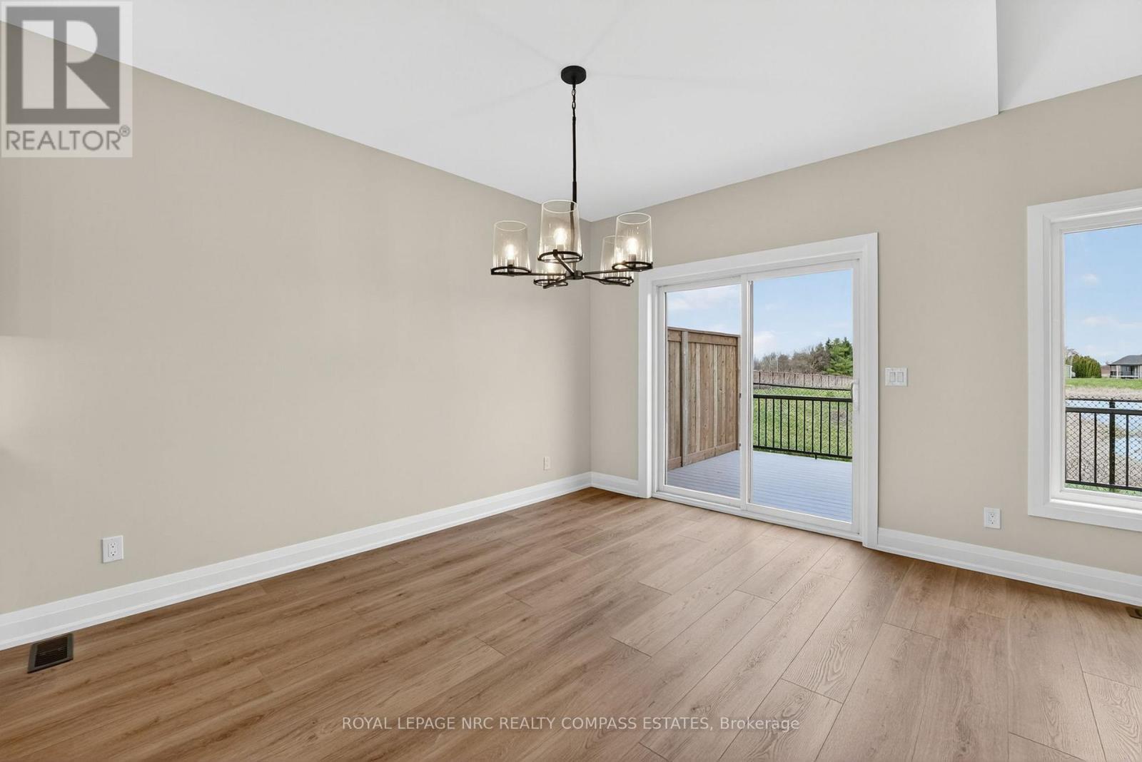 












6 PEACHTREE LANE

,
Niagara-on-the-Lake (Virgil),




Ontario
L0S1J0

