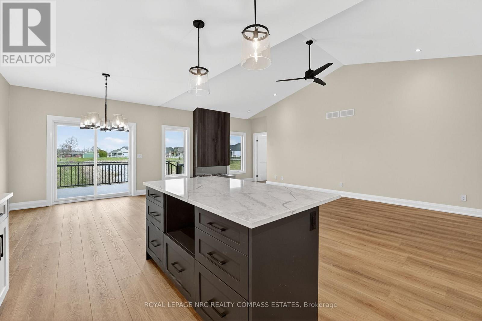 












6 PEACHTREE LANE

,
Niagara-on-the-Lake (Virgil),




Ontario
L0S1J0

