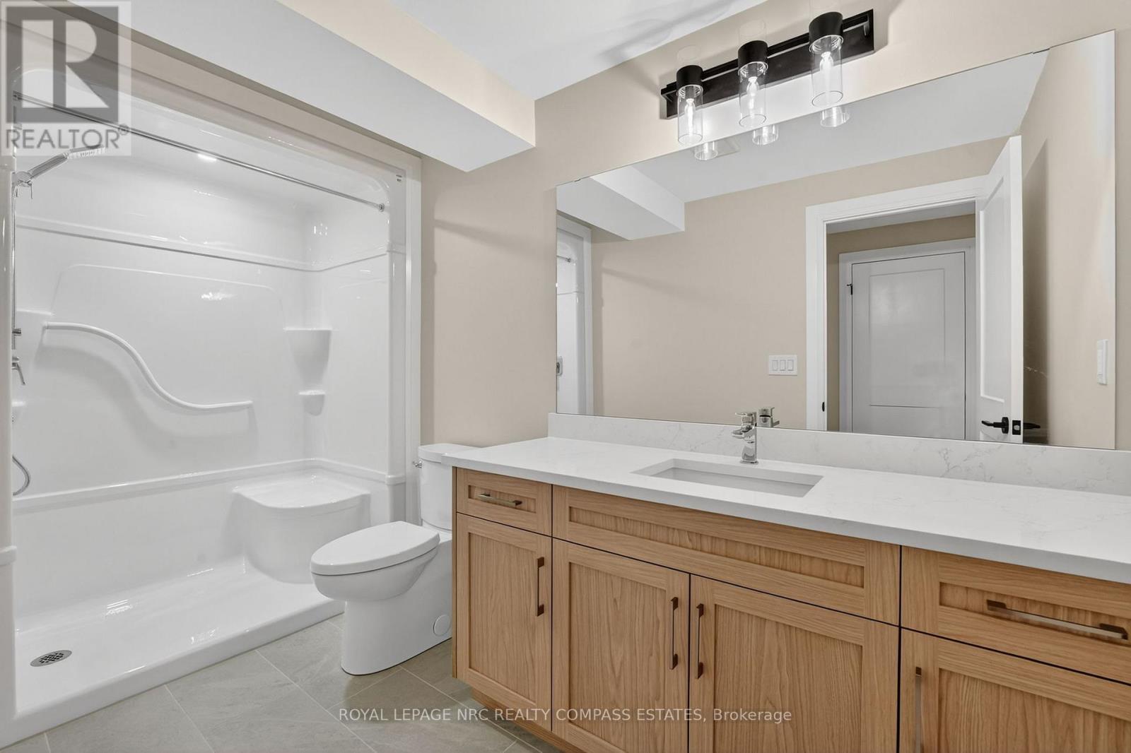 












6 PEACHTREE LANE

,
Niagara-on-the-Lake (Virgil),




Ontario
L0S1J0

