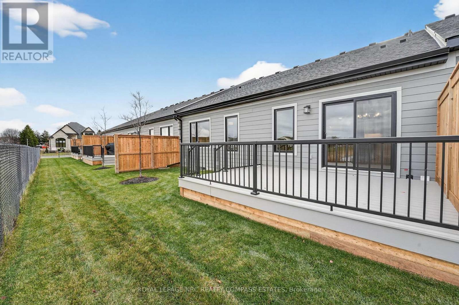 












6 PEACHTREE LANE

,
Niagara-on-the-Lake (Virgil),




Ontario
L0S1J0

