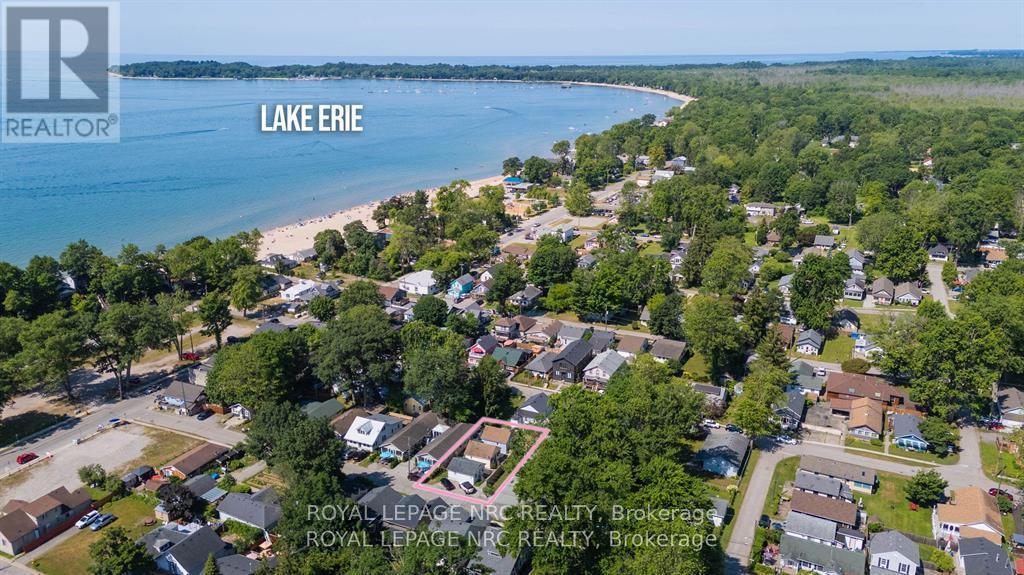 












387 ELMWOOD AVENUE

,
Fort Erie (Crystal Beach),




Ontario
L0S1B0

