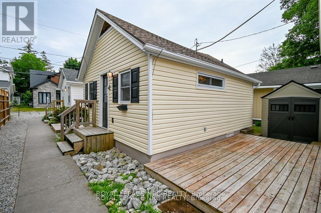 












387 ELMWOOD AVENUE

,
Fort Erie (Crystal Beach),




Ontario
L0S1B0

