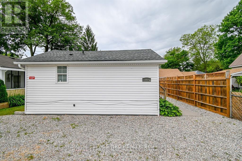 












387 ELMWOOD AVENUE

,
Fort Erie (Crystal Beach),




Ontario
L0S1B0

