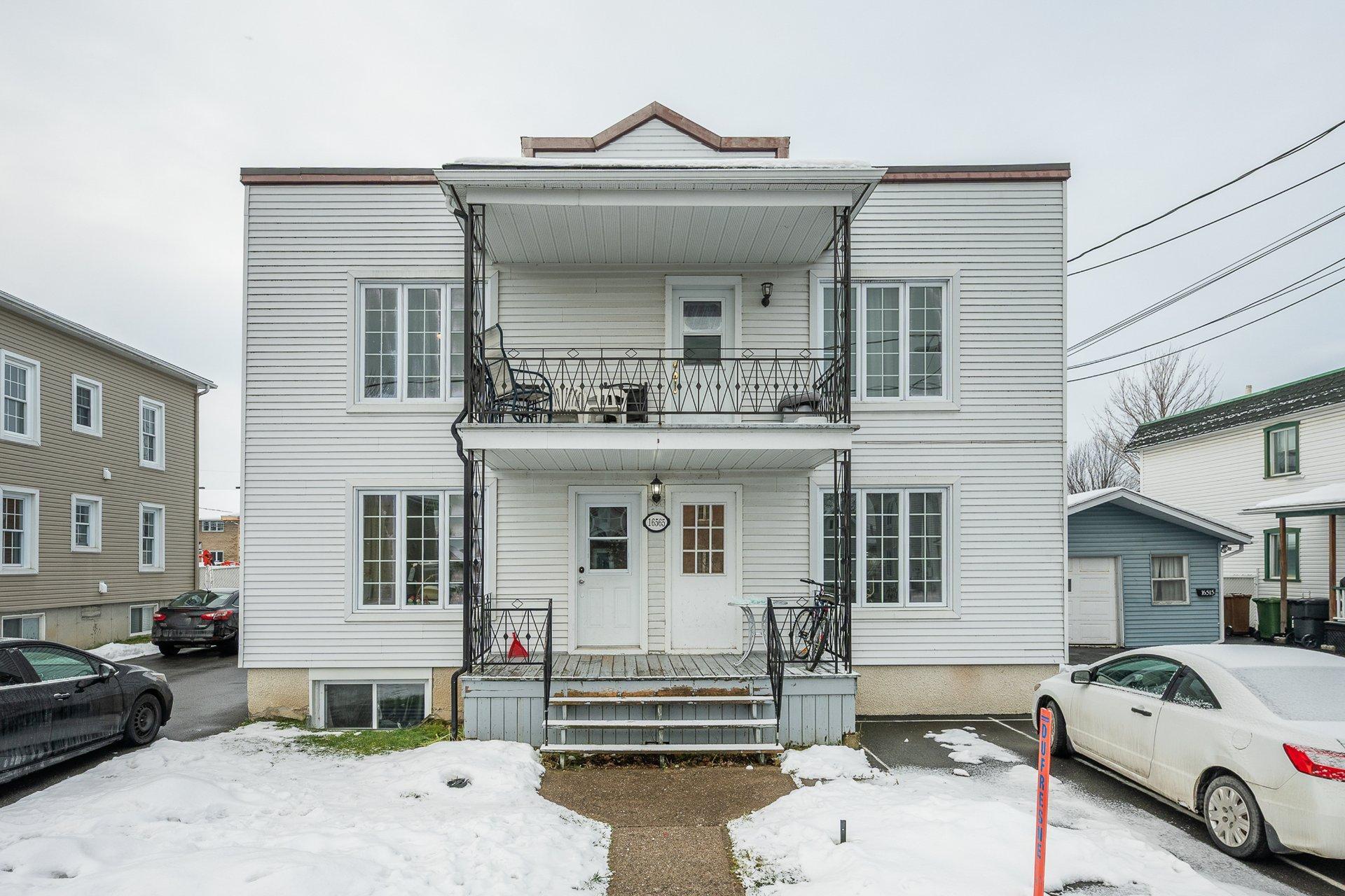 









16565


Av. Lajoie

,
Saint-Hyacinthe,




QC
J2T3J7

