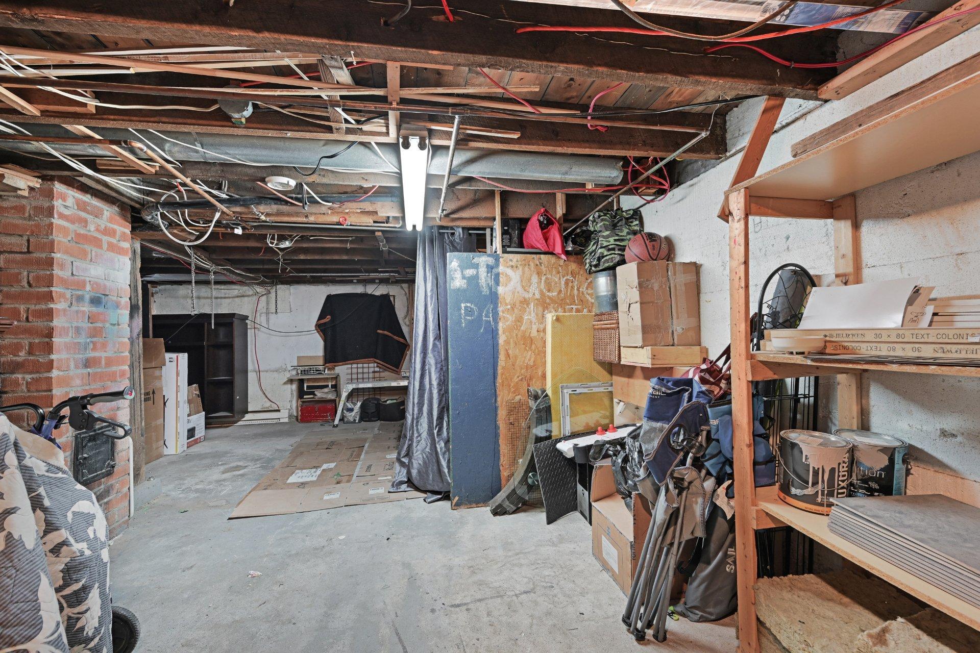 









16565


Av. Lajoie

,
Saint-Hyacinthe,




QC
J2T3J7

