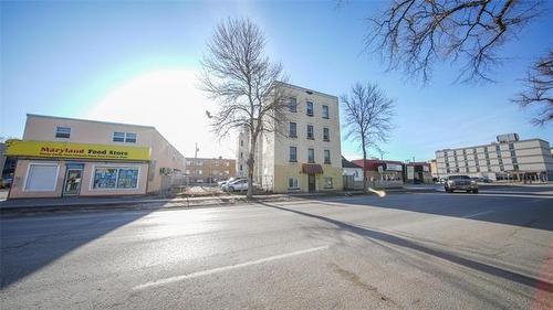 Featured Listing Photo 