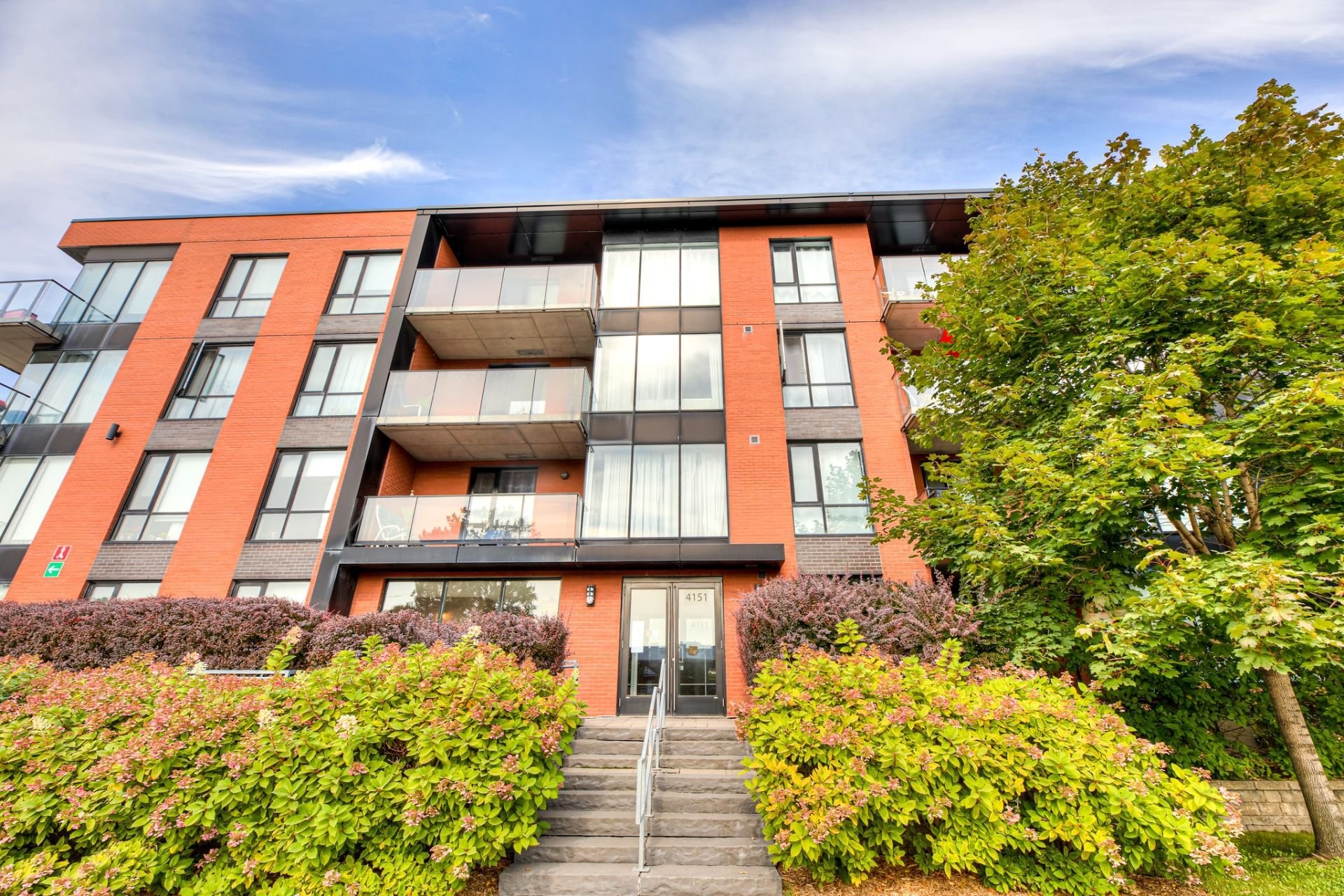 









4151


Rue De Salaberry

, 311,
Montréal (Ahuntsic-Cartierville),




QC
H4J1H2

