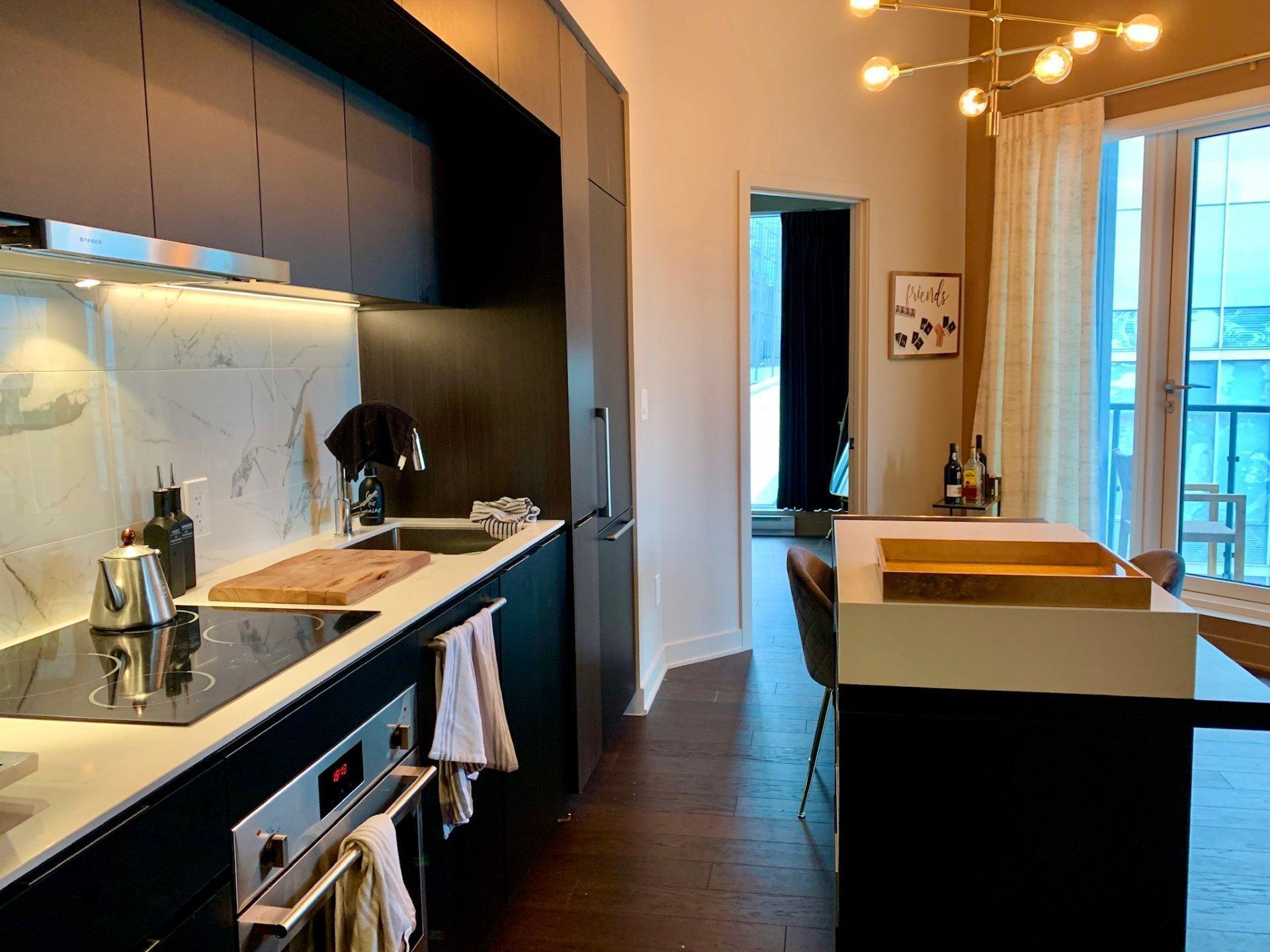 









1188


Rue St-Antoine O.

, 620,
Montréal (Ville-Marie),




QC
H3C1B4

