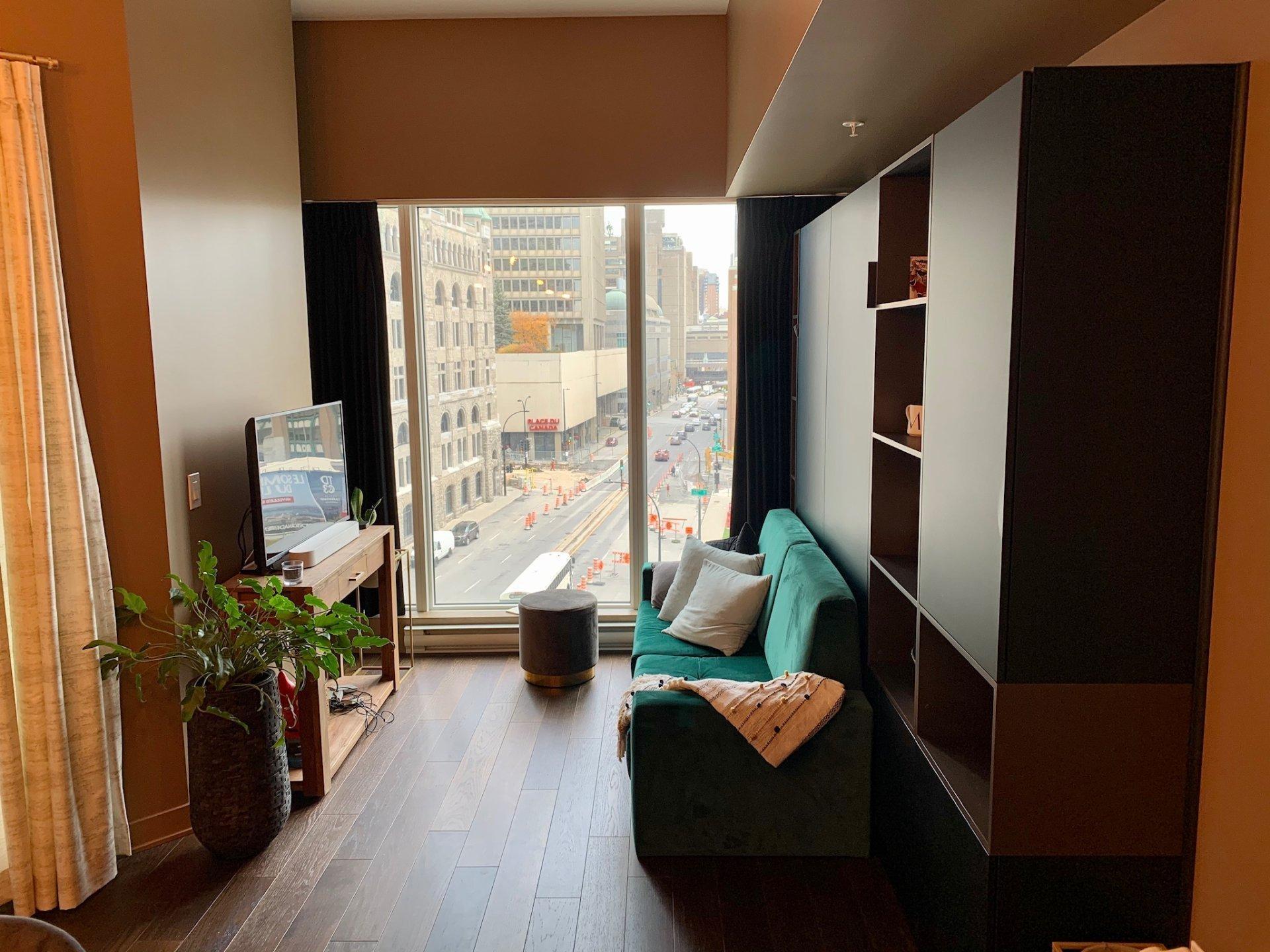 









1188


Rue St-Antoine O.

, 620,
Montréal (Ville-Marie),




QC
H3C1B4

