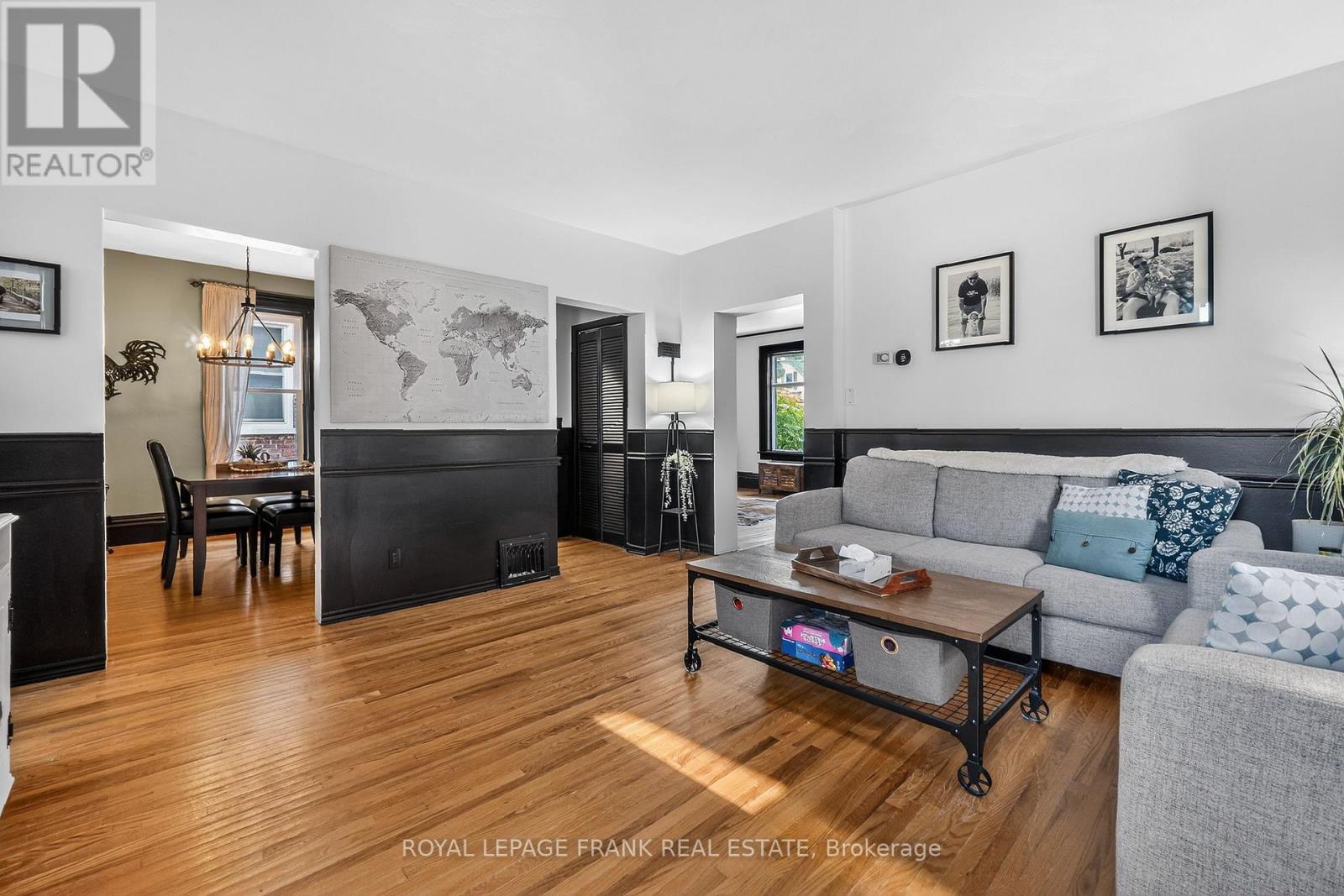 












69 PEEL STREET

,
Kawartha Lakes (Lindsay),




Ontario
K9V3M5

