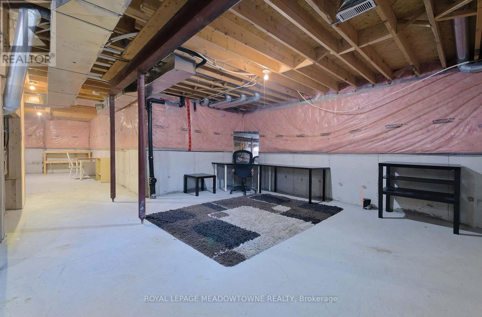 












28 NORLAND CIRCLE

,
Oshawa,




Ontario
L1L0A6

