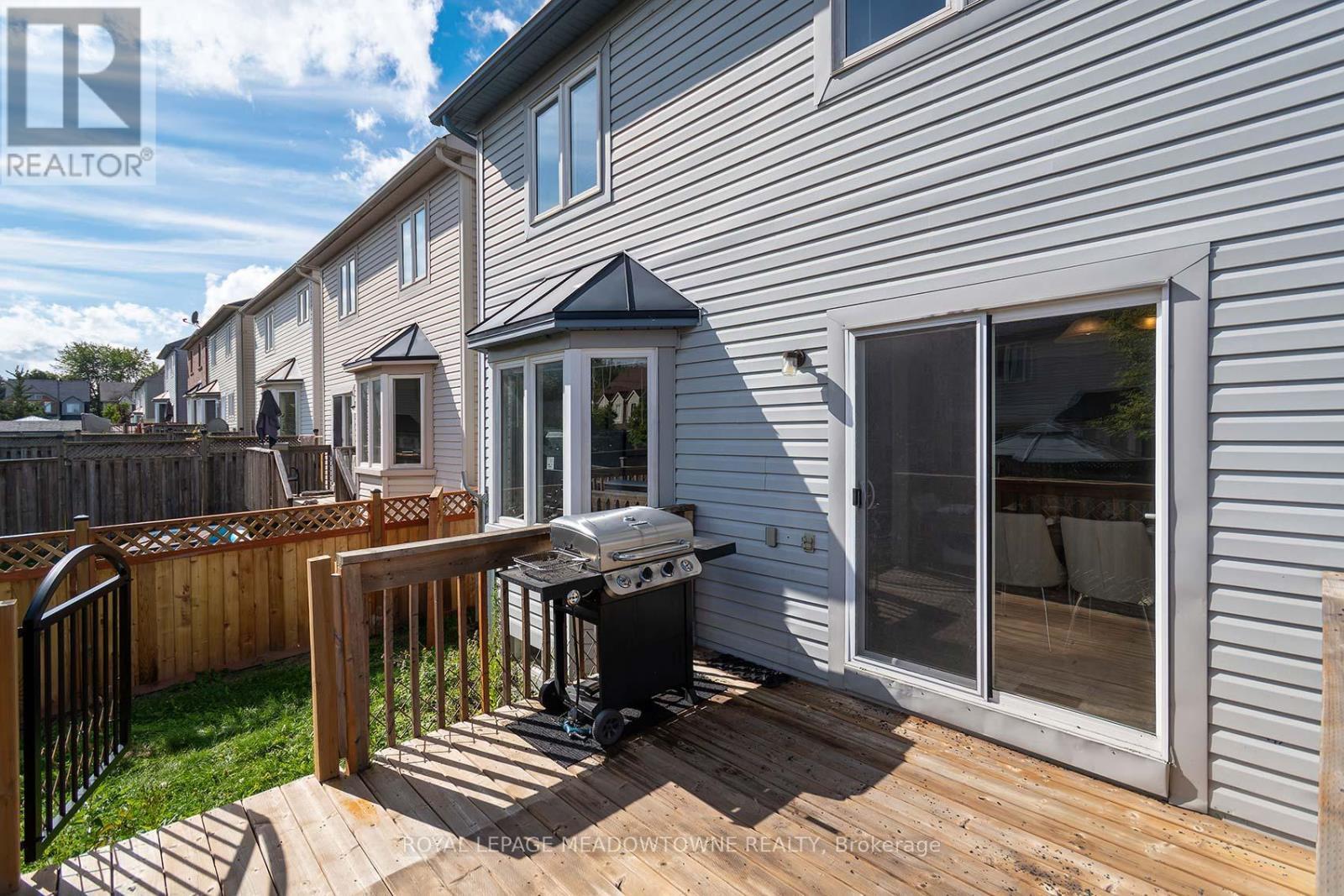 












28 NORLAND CIRCLE

,
Oshawa,




Ontario
L1L0A6

