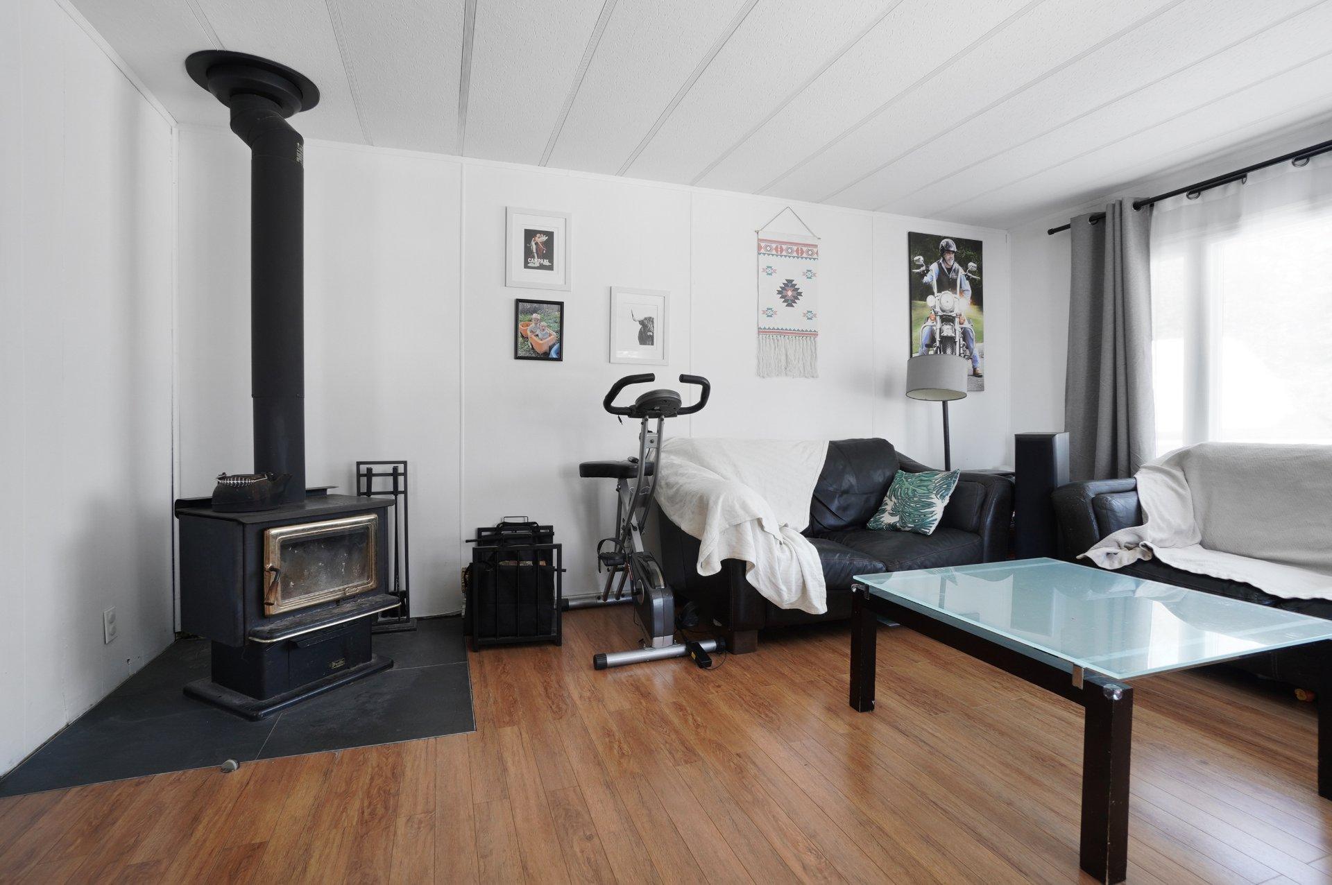 









6


Ch. du Rivage

,
Saint-Antoine-sur-Richelieu,




QC
J0L1R1

