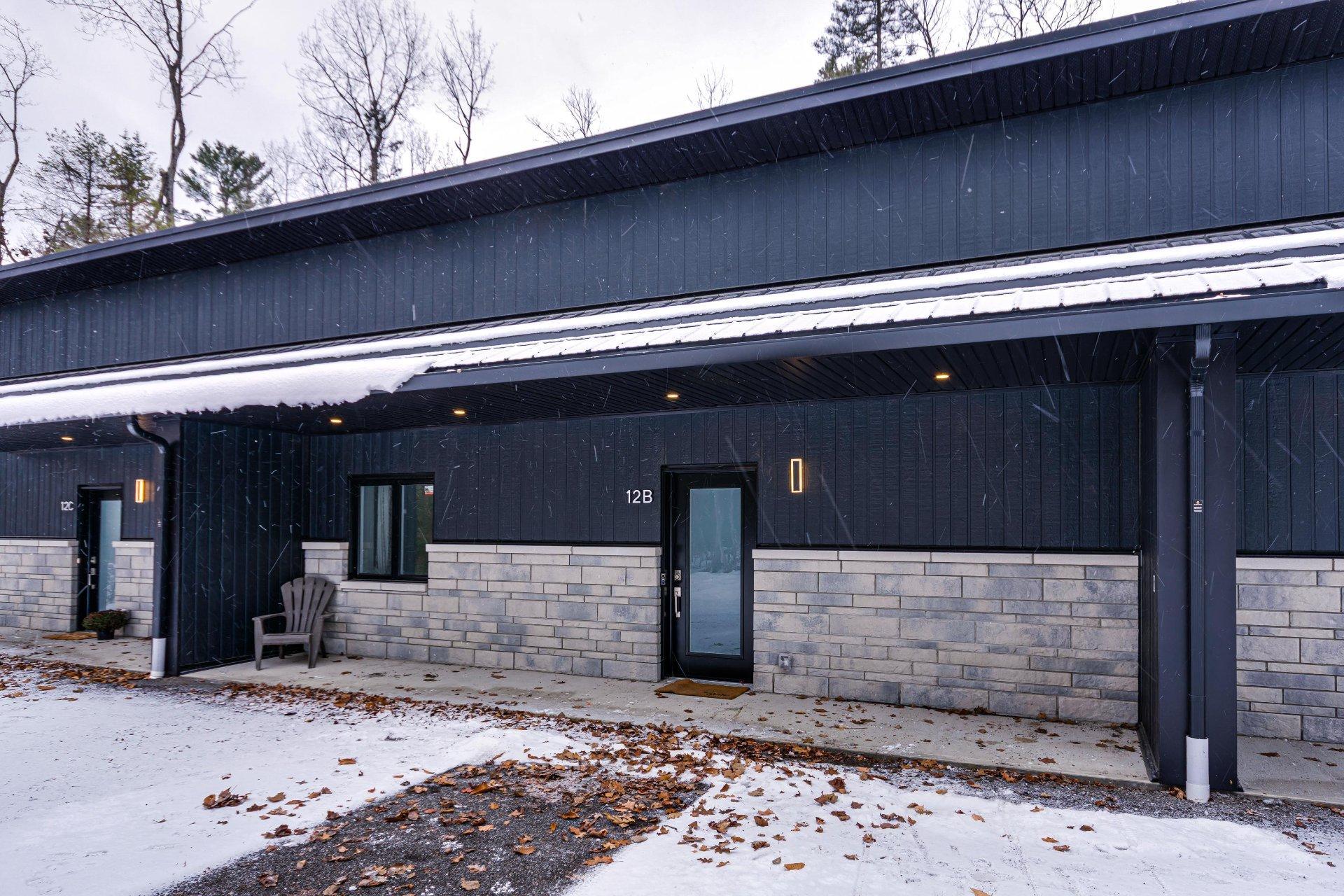 









12


Ch. Sisttie

,
La Pêche,




QC
J0X3G0

