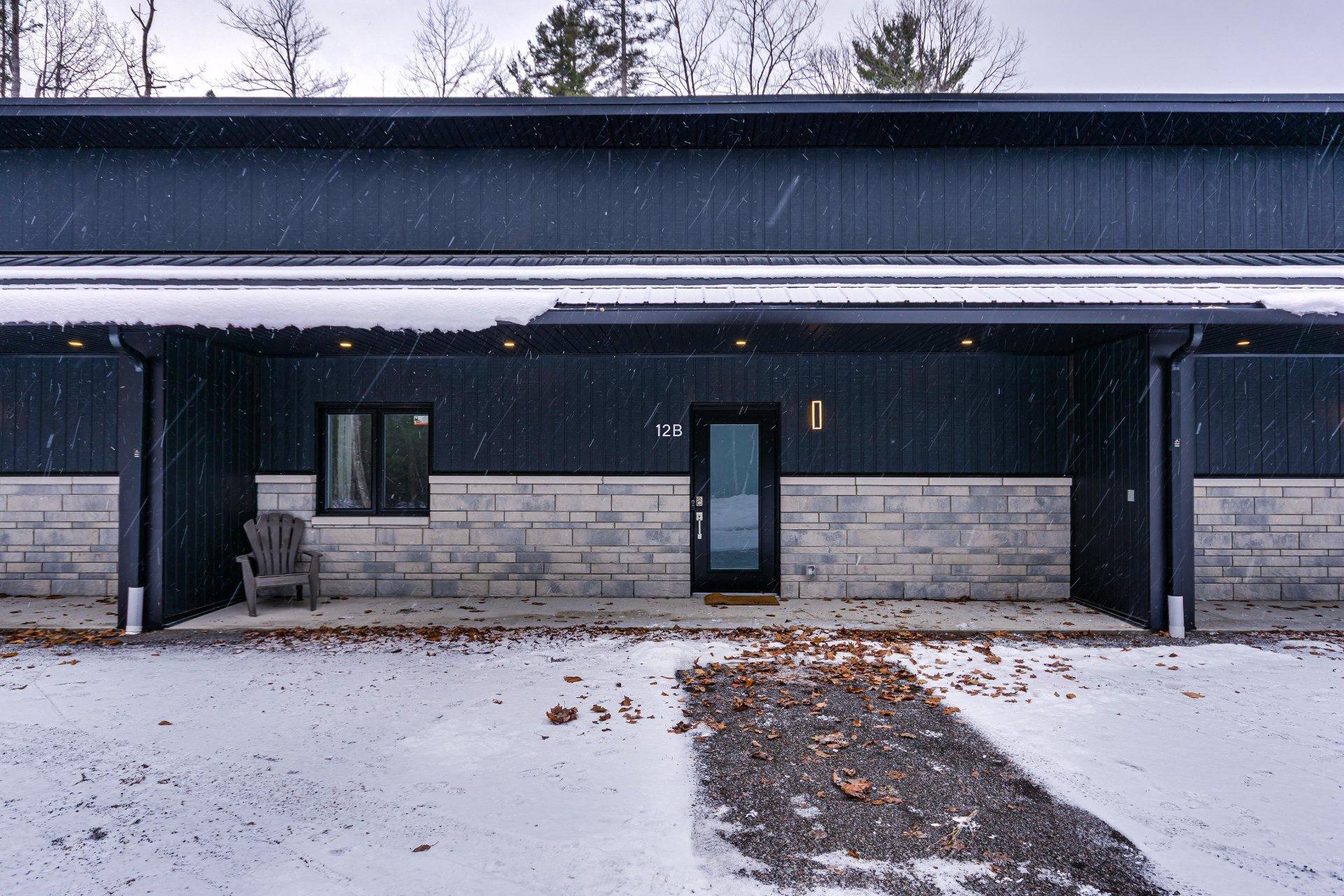 









12


Ch. Sisttie

,
La Pêche,




QC
J0X3G0

