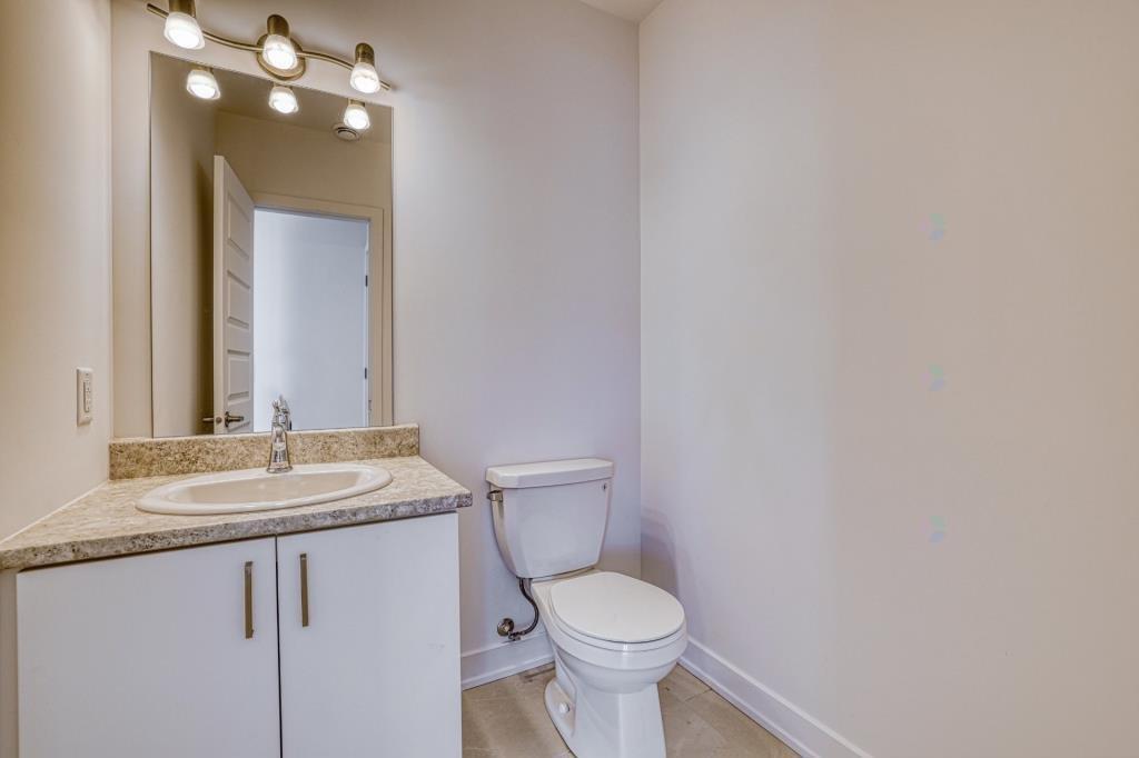 









360


Rue des Becs-Scie

, 1,
Gatineau (Masson-Angers),




QC
J8M1P5

