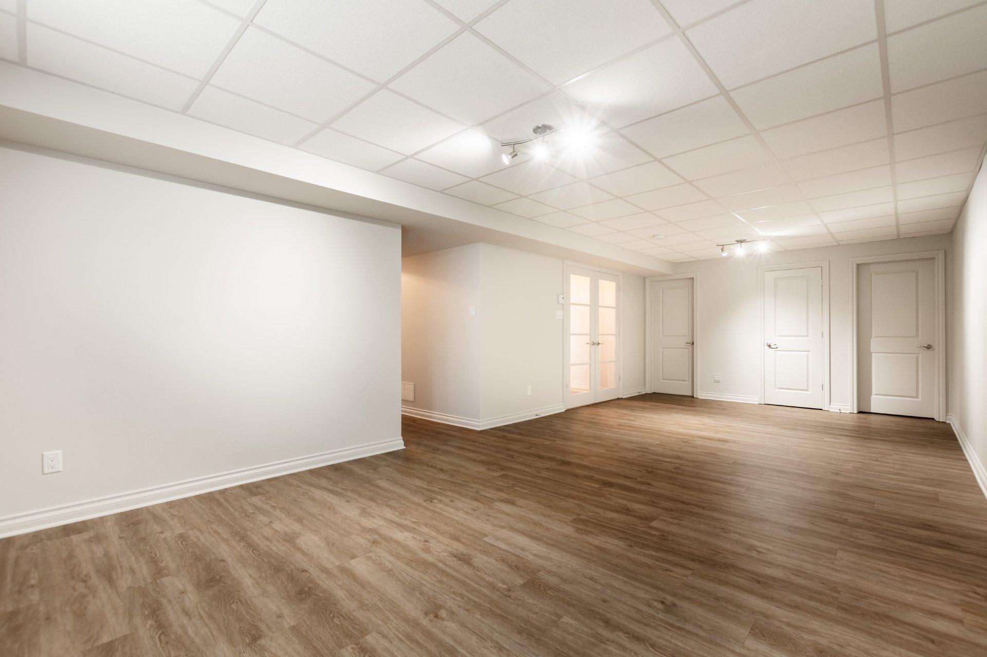 









4041


Rue des Bolets

,
Saint-Bruno-de-Montarville,




QC
J3V0C9

