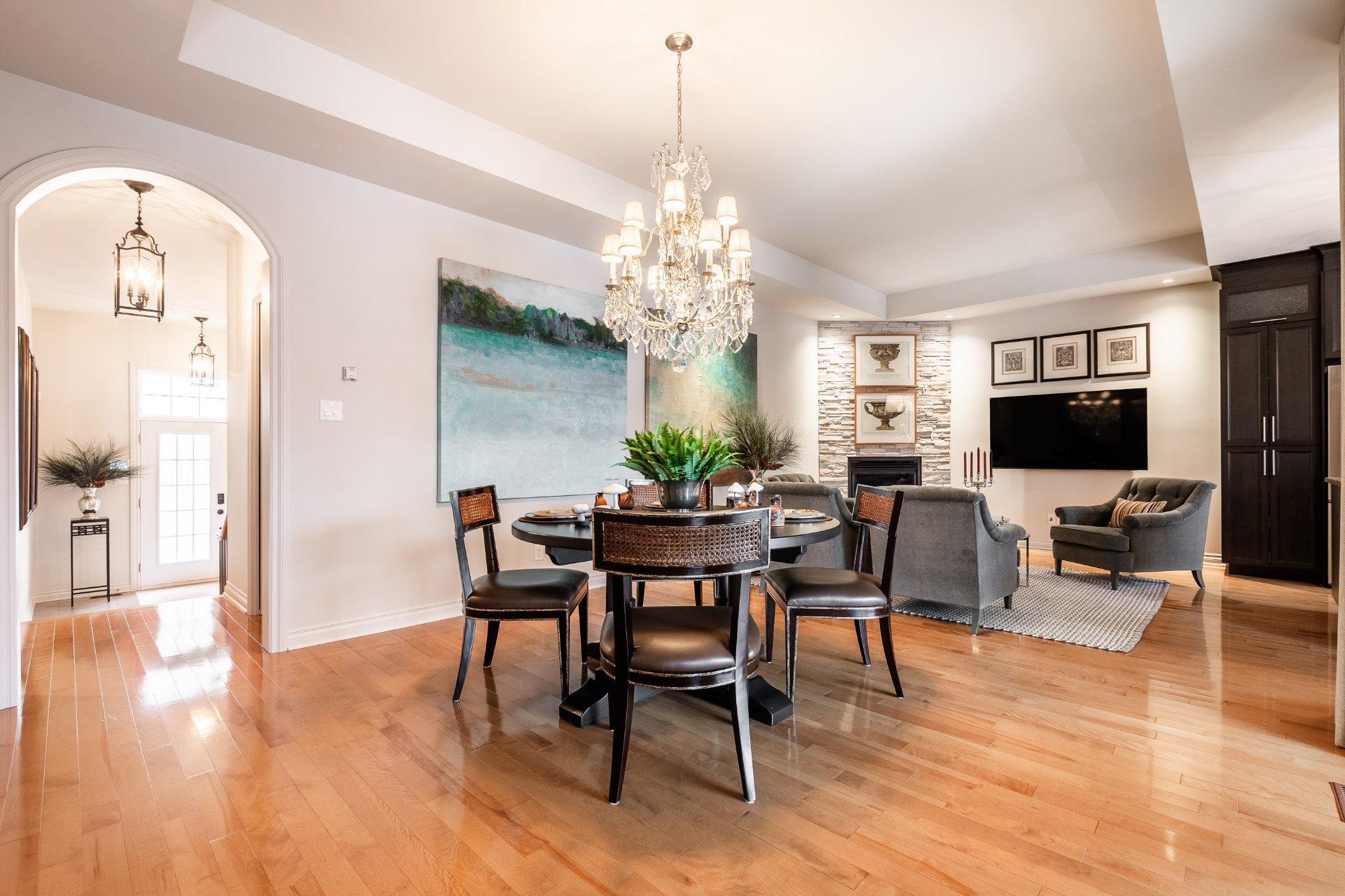 









4041


Rue des Bolets

,
Saint-Bruno-de-Montarville,




QC
J3V0C9

