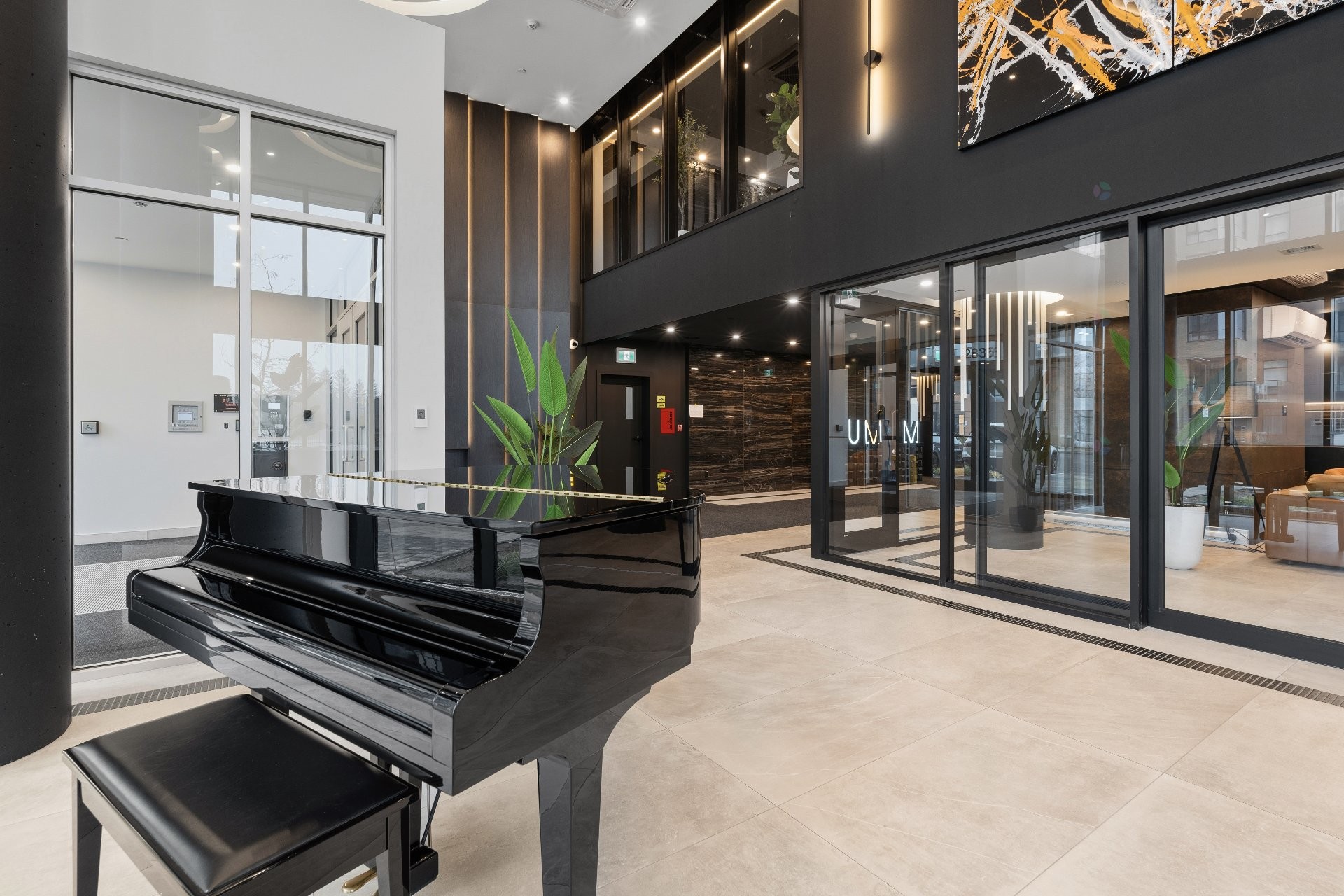 









2835


Av. du Cosmodôme

, 1202,
Laval (Chomedey),




QC
H7T0R8

