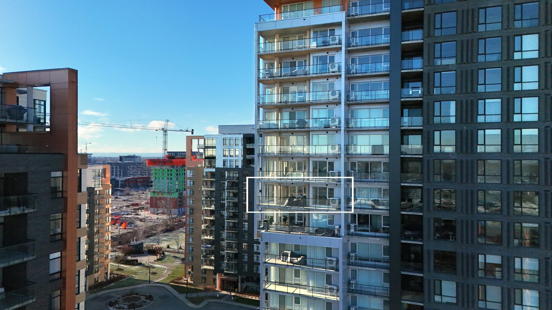 









2835


Av. du Cosmodôme

, 1202,
Laval (Chomedey),




QC
H7T0R8

