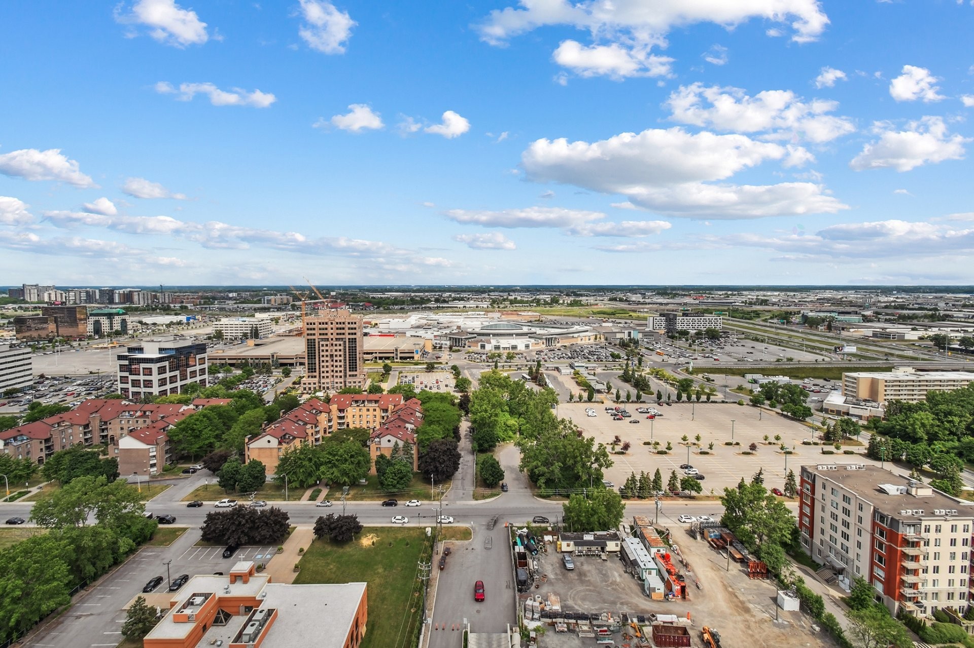









2835


Av. du Cosmodôme

, 1202,
Laval (Chomedey),




QC
H7T0R8

