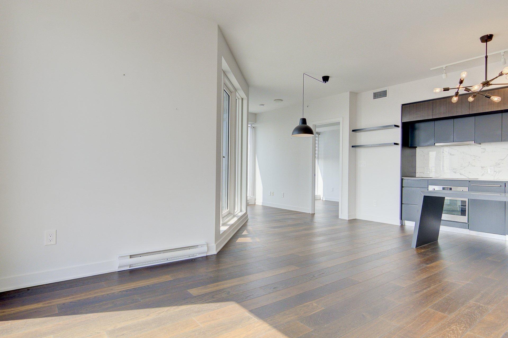 









1188


Rue St-Antoine O.

, 3104,
Montréal (Ville-Marie),




QC
H3C1B4

