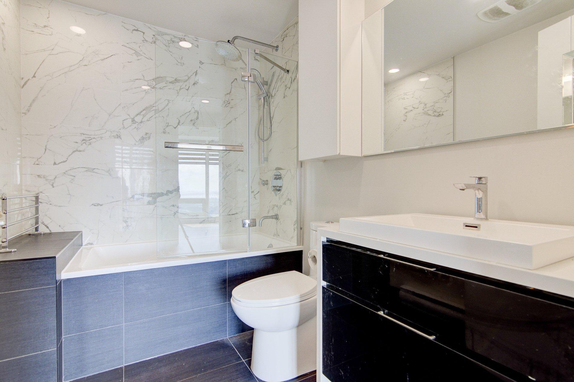 









1188


Rue St-Antoine O.

, 3104,
Montréal (Ville-Marie),




QC
H3C1B4

