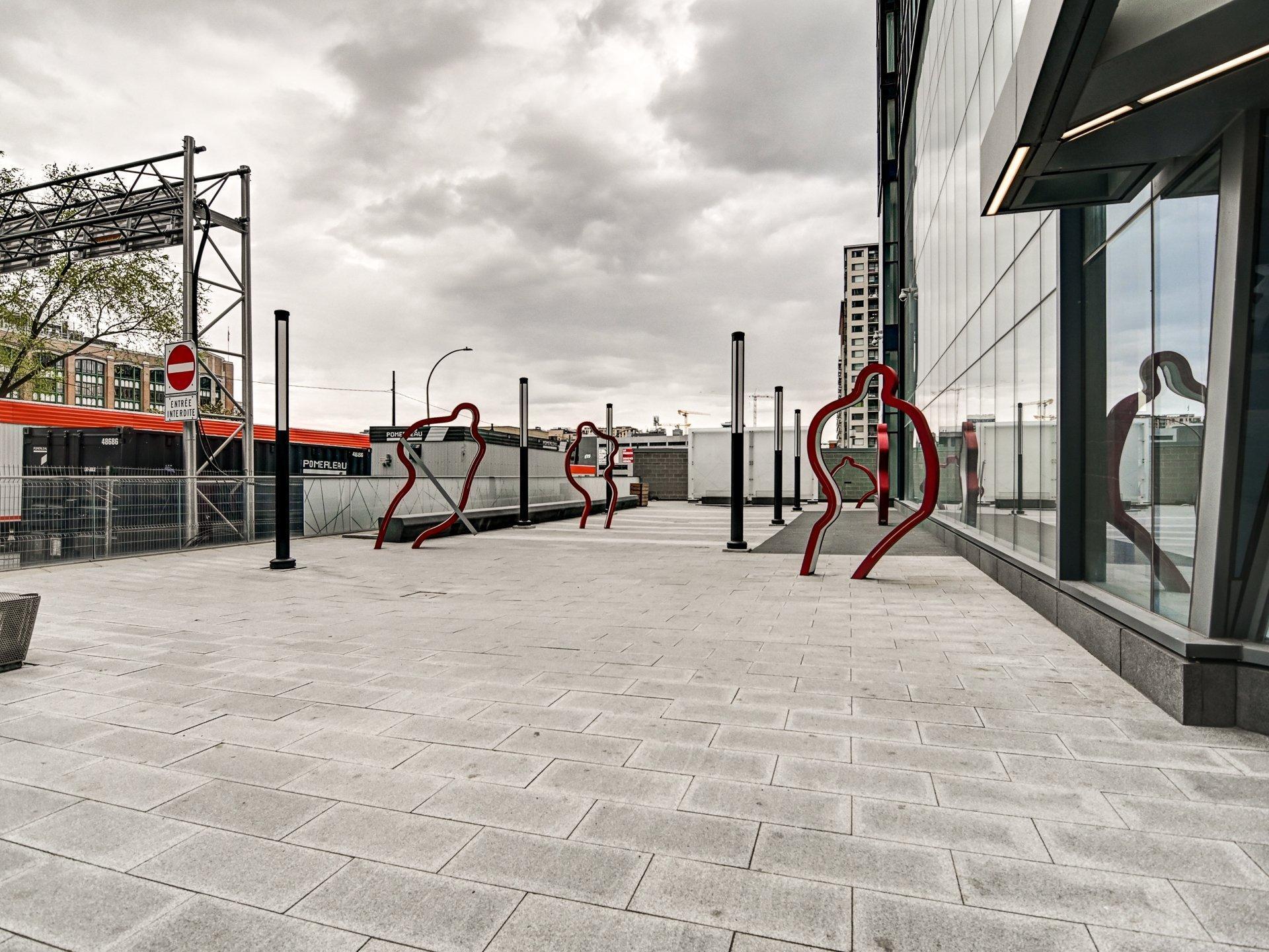 









1188


Rue St-Antoine O.

, 3104,
Montréal (Ville-Marie),




QC
H3C1B4

