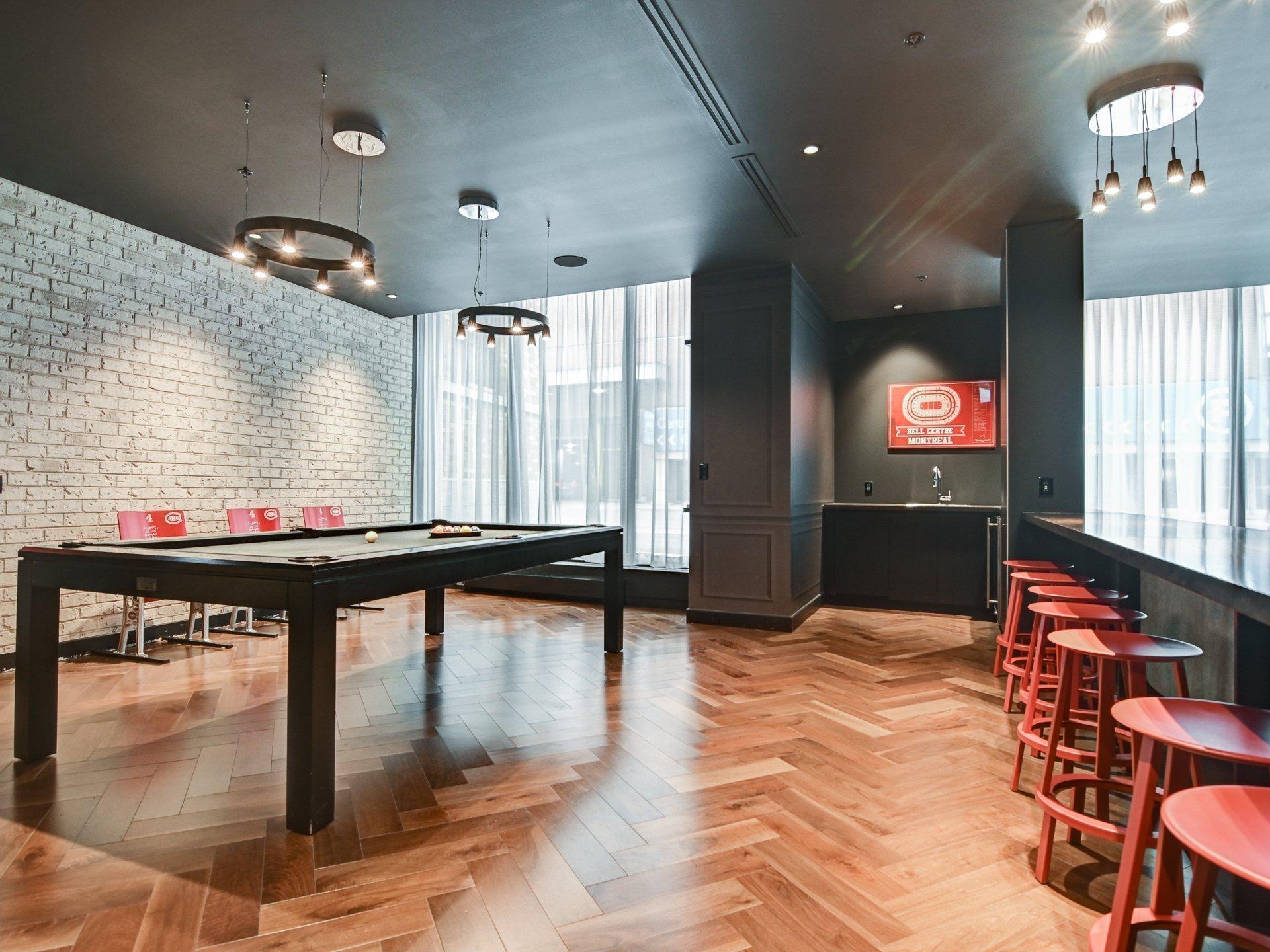 









1188


Rue St-Antoine O.

, 3104,
Montréal (Ville-Marie),




QC
H3C1B4

