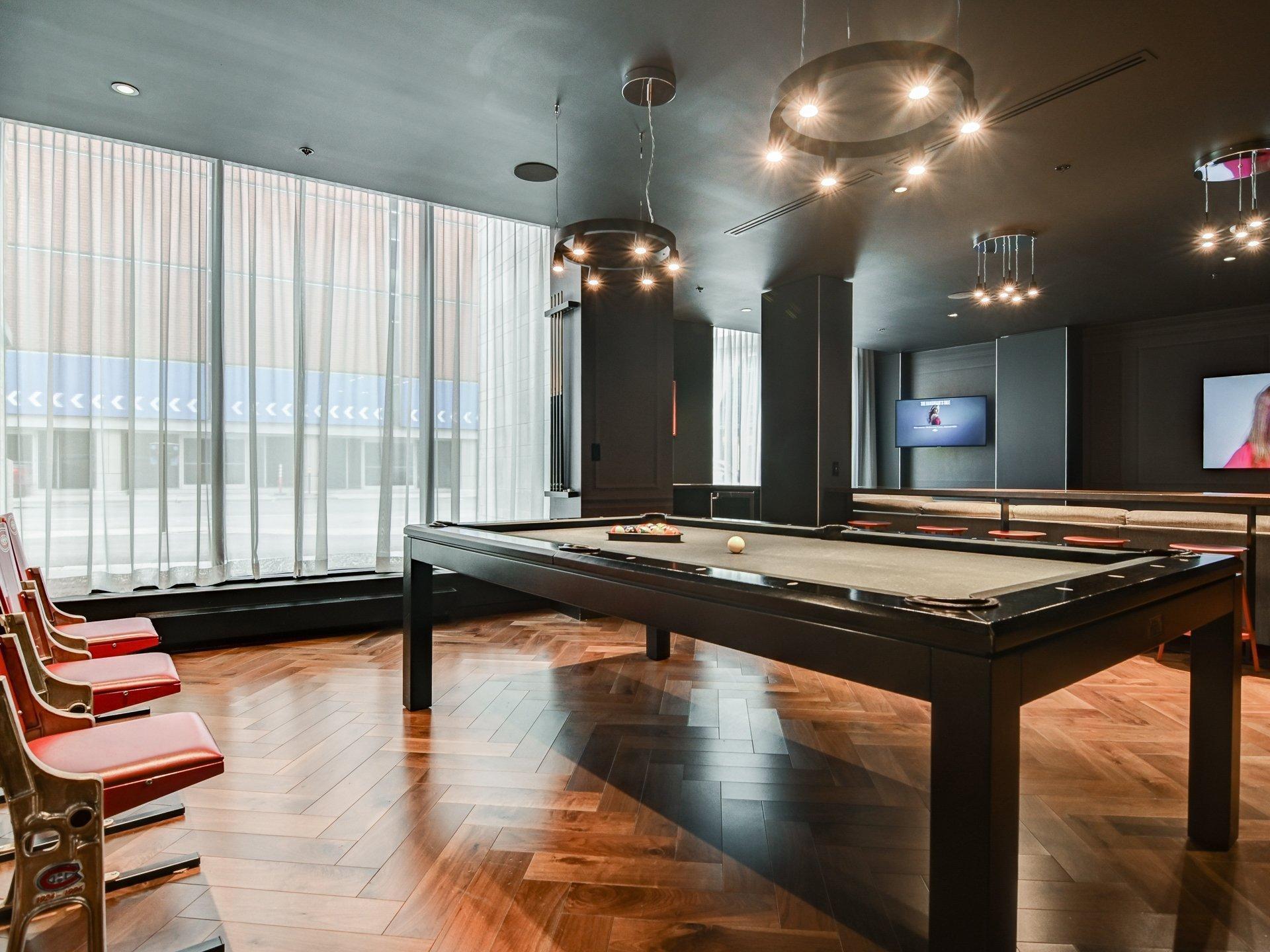 









1188


Rue St-Antoine O.

, 3104,
Montréal (Ville-Marie),




QC
H3C1B4

