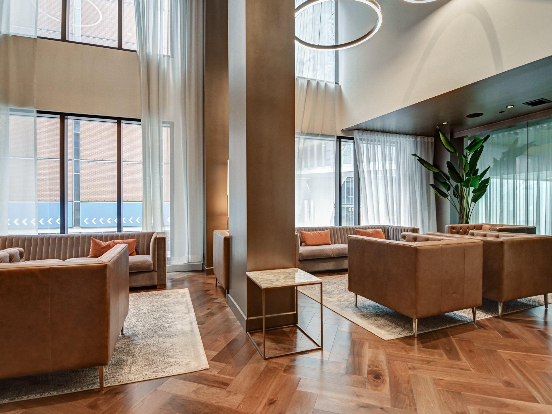 









1188


Rue St-Antoine O.

, 3104,
Montréal (Ville-Marie),




QC
H3C1B4

