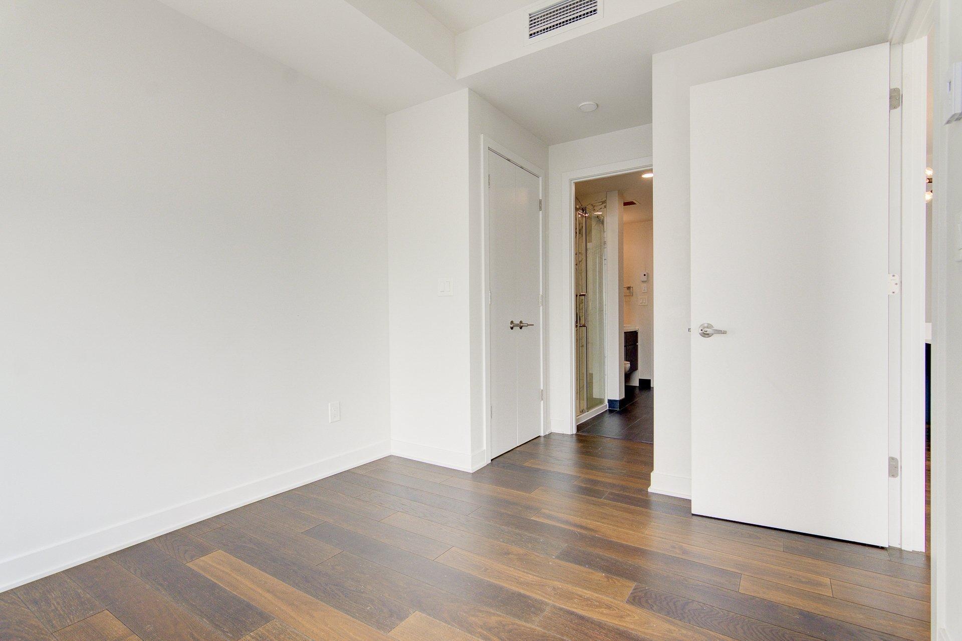 









1188


Rue St-Antoine O.

, 3104,
Montréal (Ville-Marie),




QC
H3C1B4

