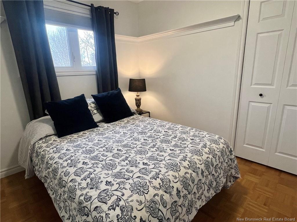 









24


Catherine

ST,
Bathurst,




NB
E8L 1W2

