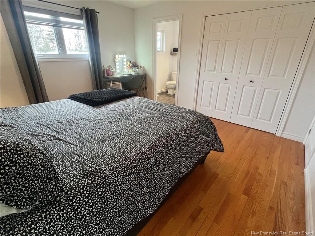 









24


Catherine

ST,
Bathurst,




NB
E8L 1W2

