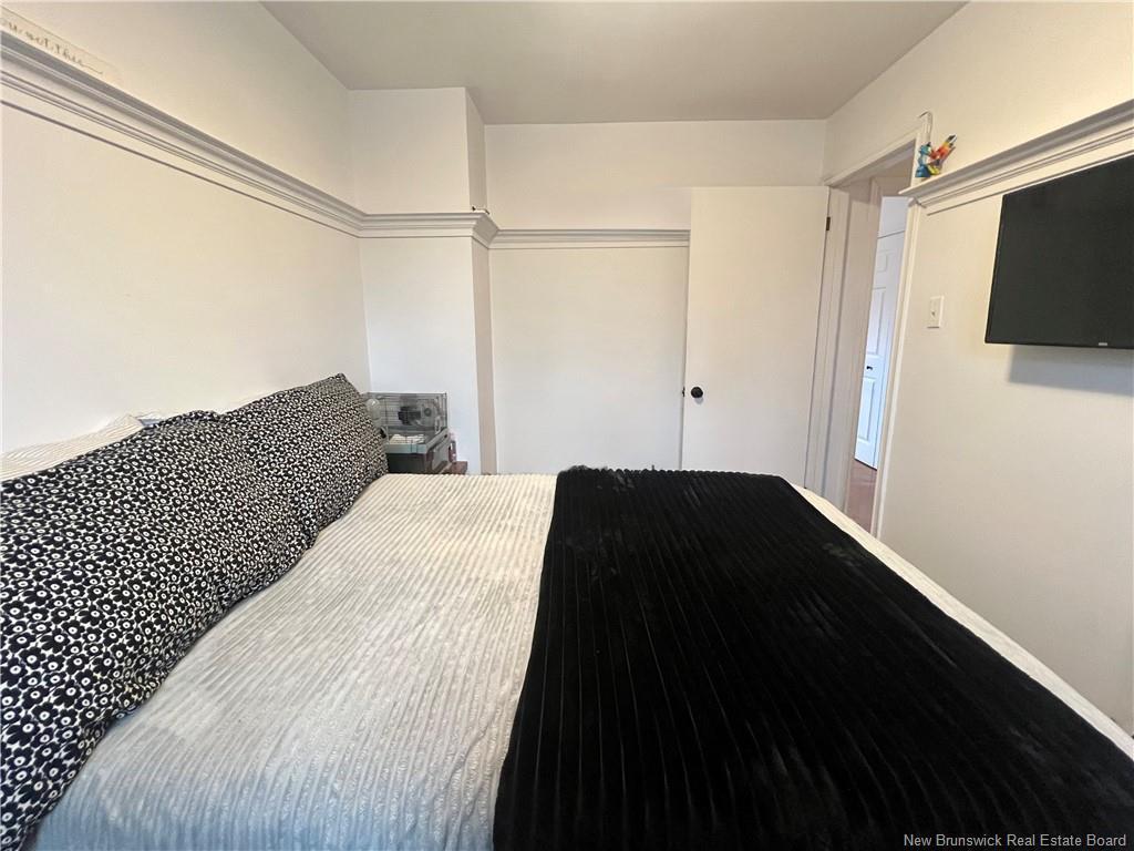 









24


Catherine

ST,
Bathurst,




NB
E8L 1W2

