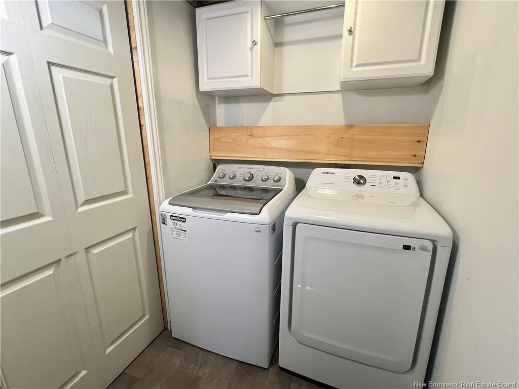 









24


Catherine

ST,
Bathurst,




NB
E8L 1W2

