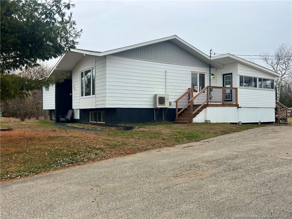 









24


Catherine

ST,
Bathurst,




NB
E8L 1W2

