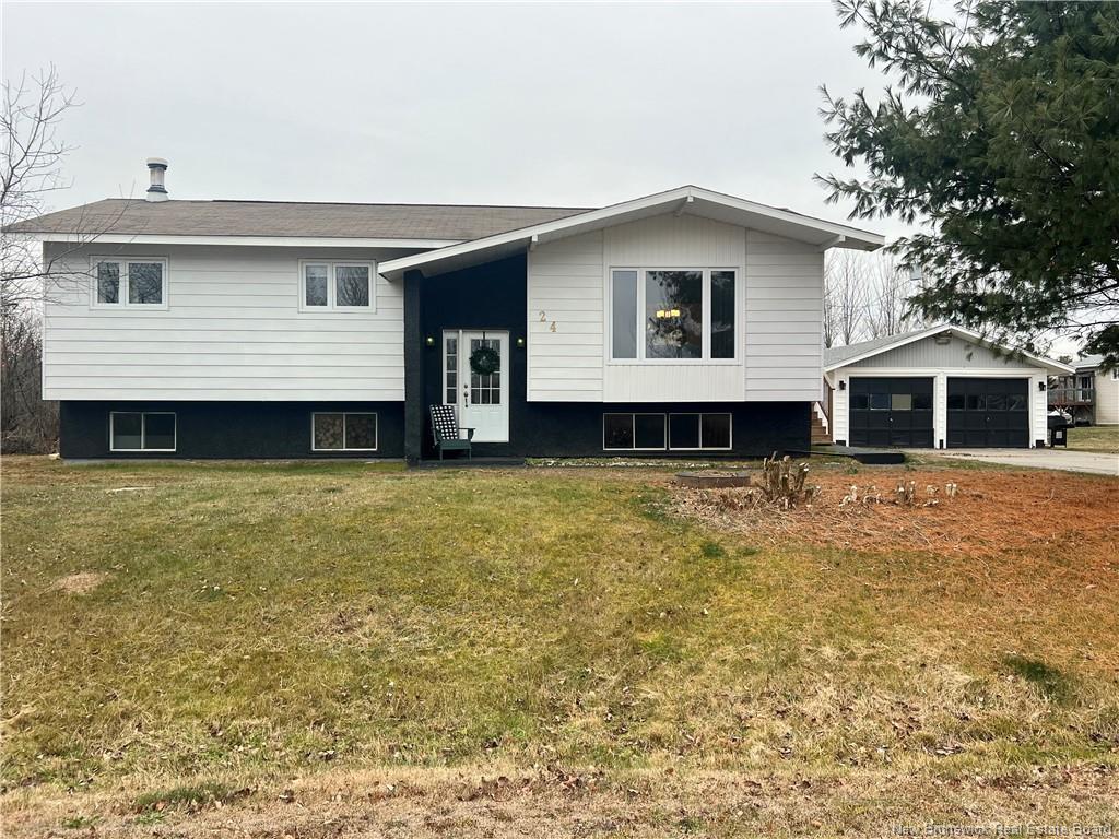 









24


Catherine

ST,
Bathurst,




NB
E8L 1W2

