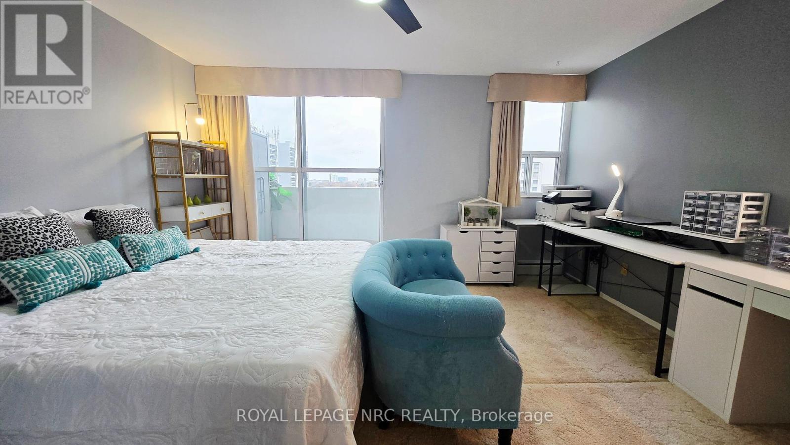 












1108 - 35 TOWERING HEIGHTS BOULEVARD

,
St. Catharines (Glendale/Glenridge),




Ontario
L2T3G8

