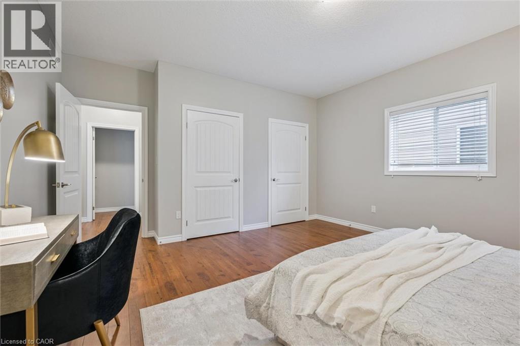 












470 ELORA Street

,
Fergus,




Ontario
N1M1Y8

