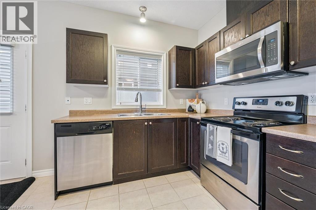 












470 ELORA Street

,
Fergus,




Ontario
N1M1Y8

