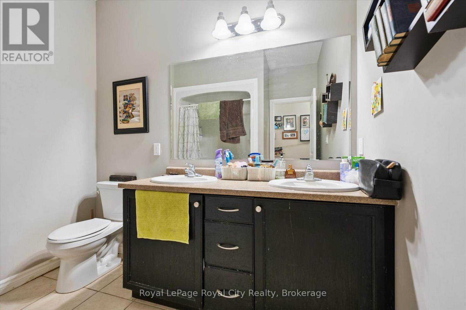 












470 ELORA STREET

,
Centre Wellington (Fergus),




Ontario
N1M1Y8

