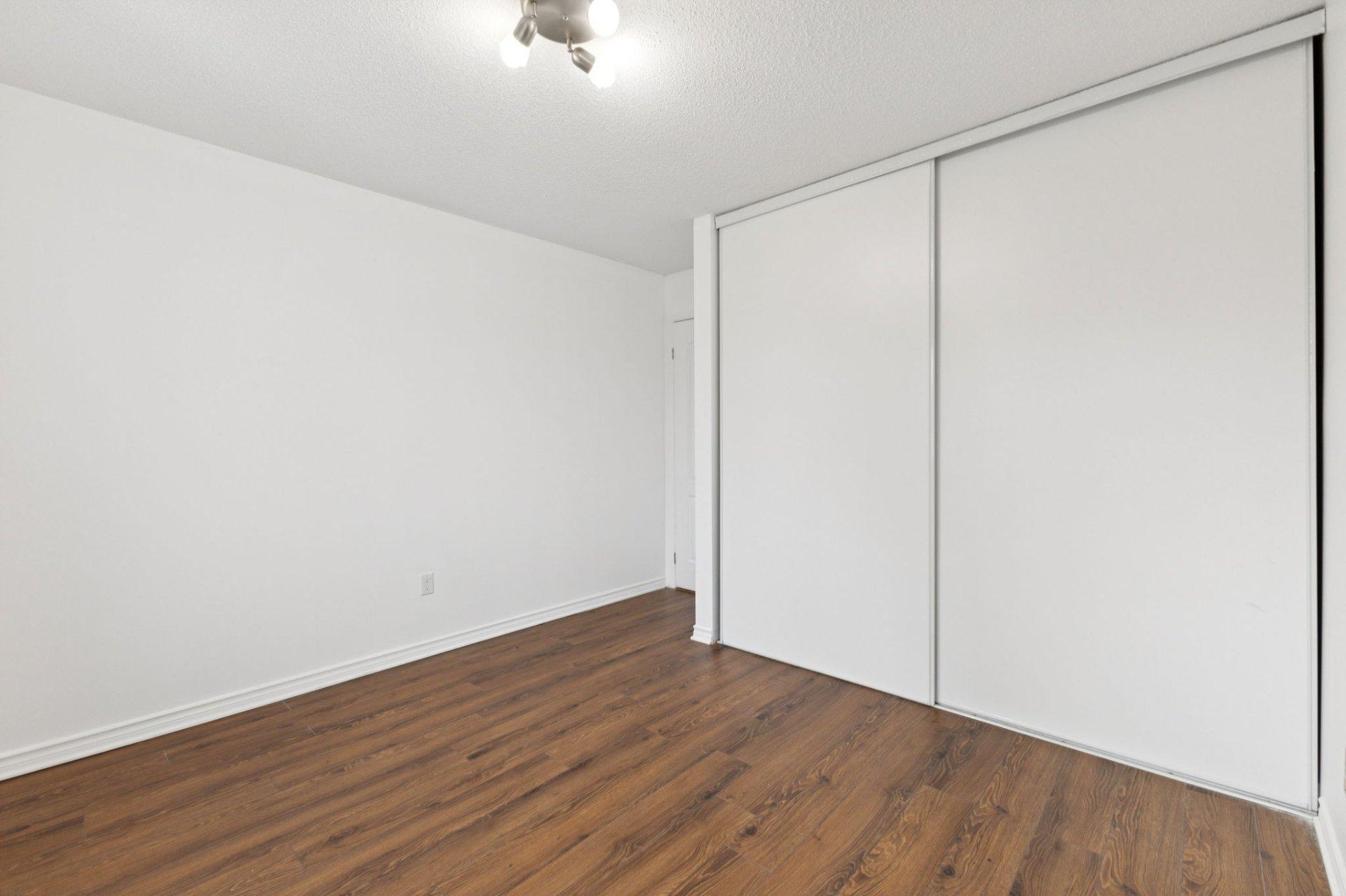 









168


Rue Lamarche

, 7,
Gatineau (Gatineau),




QC
J8T5C5

