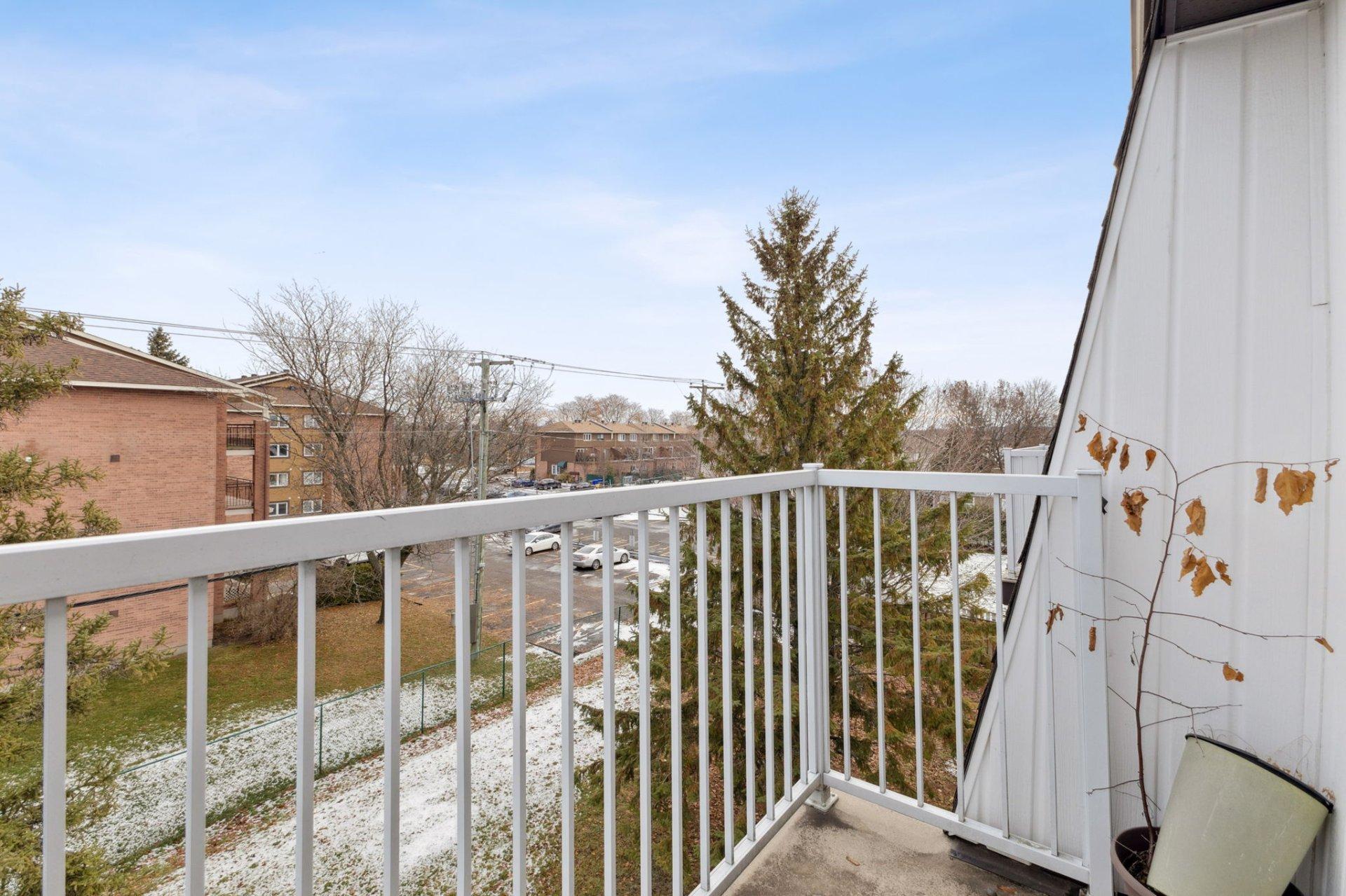 









168


Rue Lamarche

, 7,
Gatineau (Gatineau),




QC
J8T5C5

