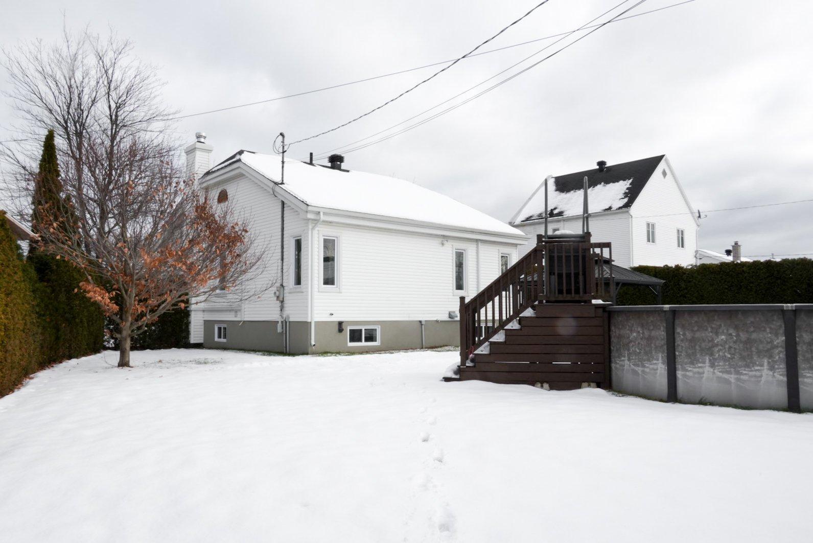 









1125


Rue Deveau

,
Trois-Rivières,




QC
G8V1R4

