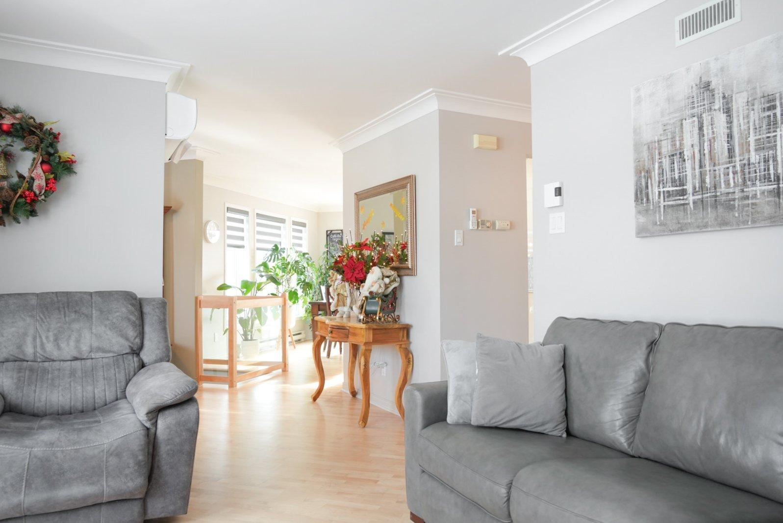 









1125


Rue Deveau

,
Trois-Rivières,




QC
G8V1R4

